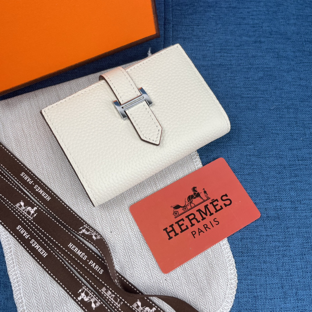 Hermès Togo Leather Trifold Wallet - Image 3