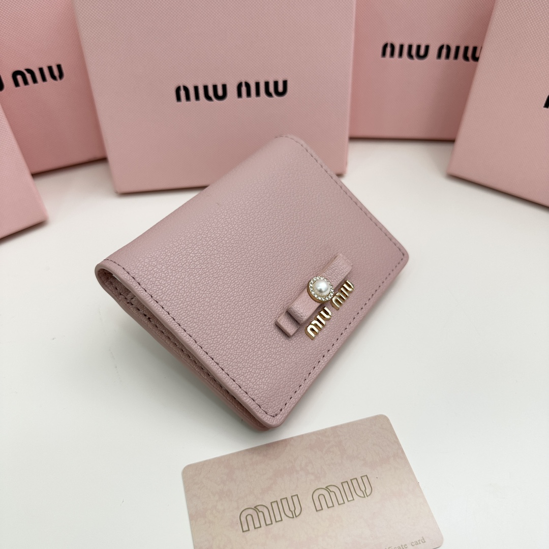 Miu Miu Leather Wallet - Image 3