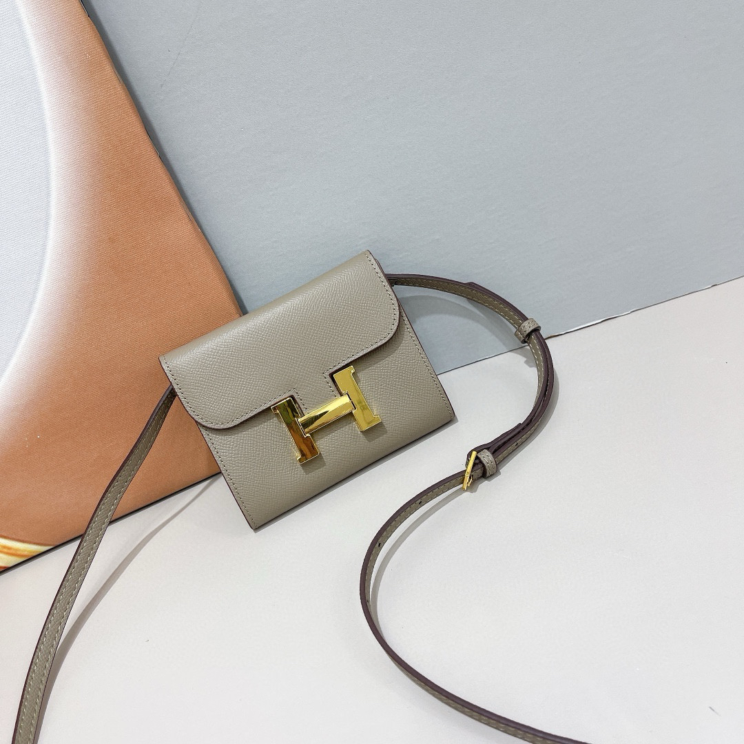 Hermès Constance Palm-Grain Leather Handbag - Image 3