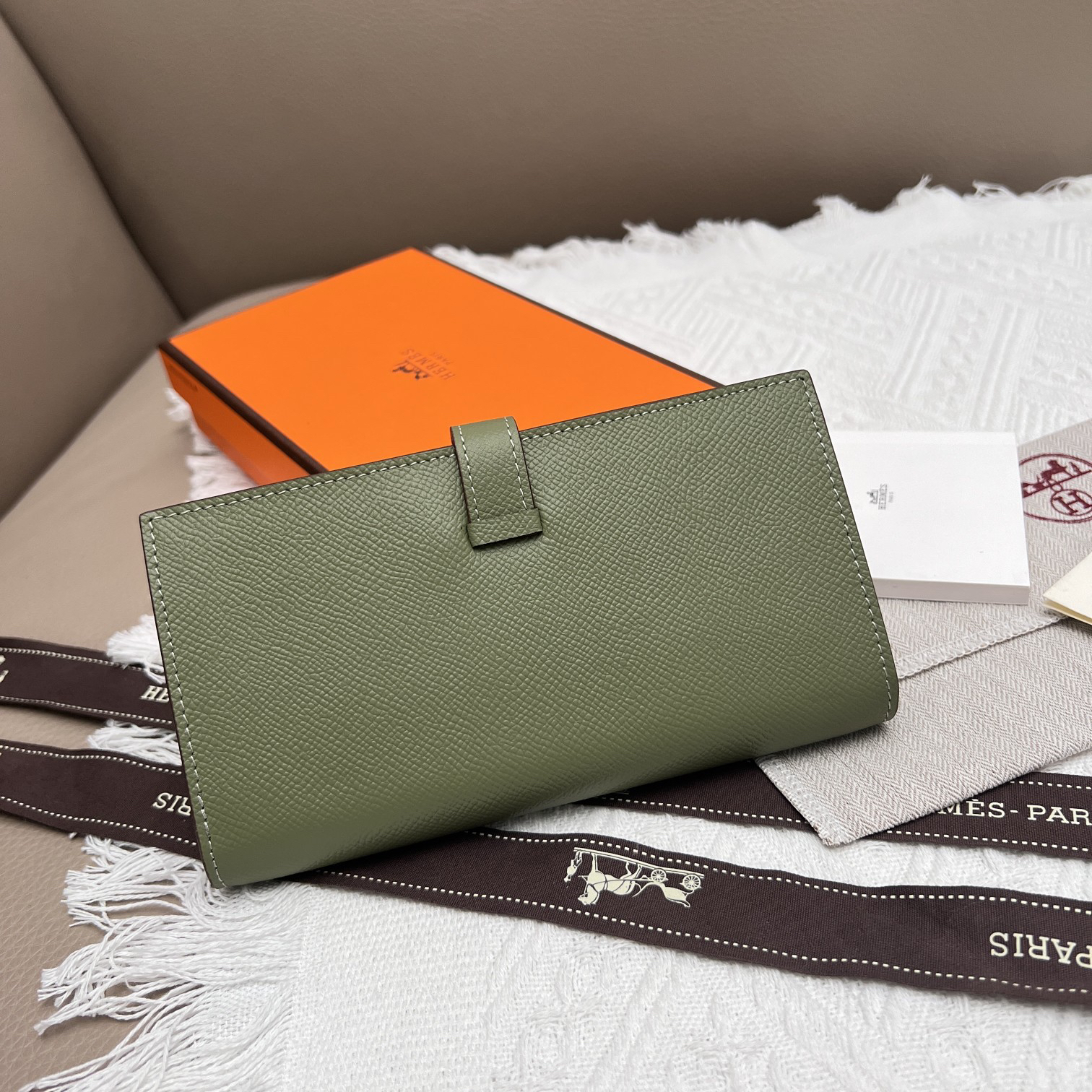 Hermès Women's Togo Leather Zip Wallet - Image 3
