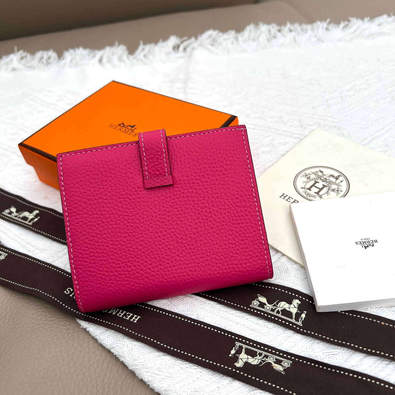 Hermes Constance Leather Card Holder with Silver Hardware - Image 3