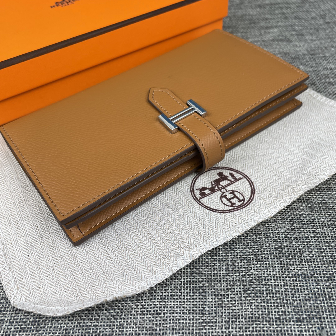 Hermes Women's Epsom Leather Vertical Zip Wallet - Image 3