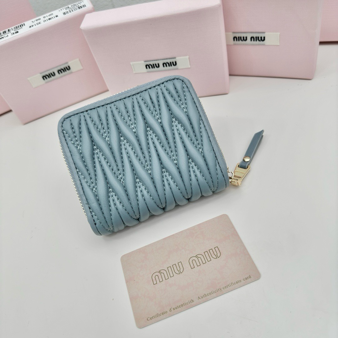 Miu Miu Lambskin Wallet 3511 - Image 3