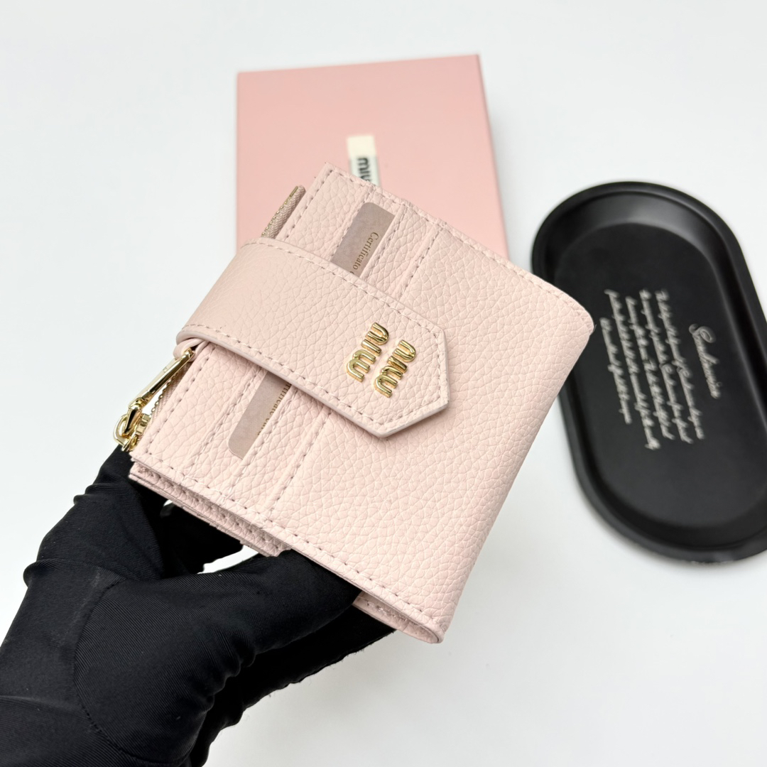 Miu Miu V13 Leather Bag - Image 3