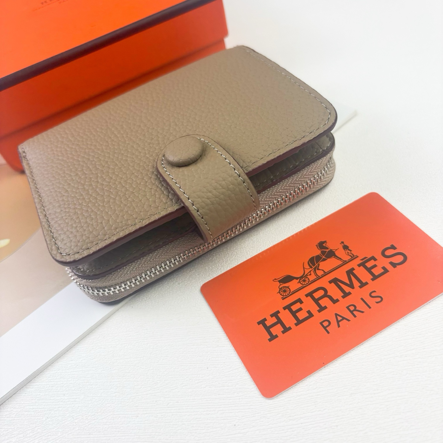 Hermès Silk'in Togo Women's Wallet - Image 3