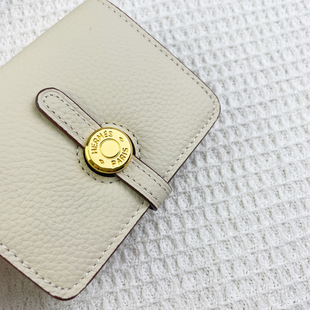 Hermès Togo Leather Card Holder - Image 3