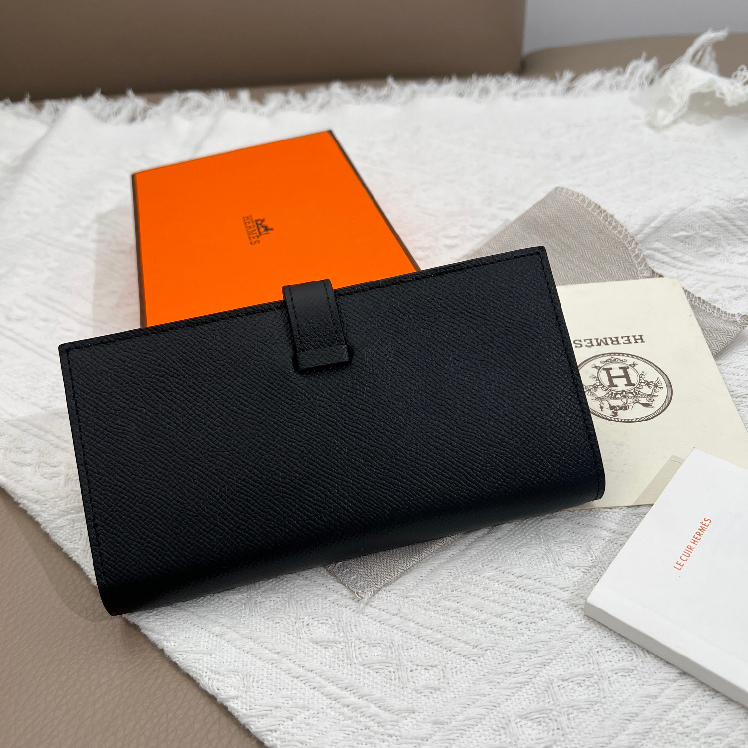 Hermes Leather Vertical Zip Wallet - Image 3