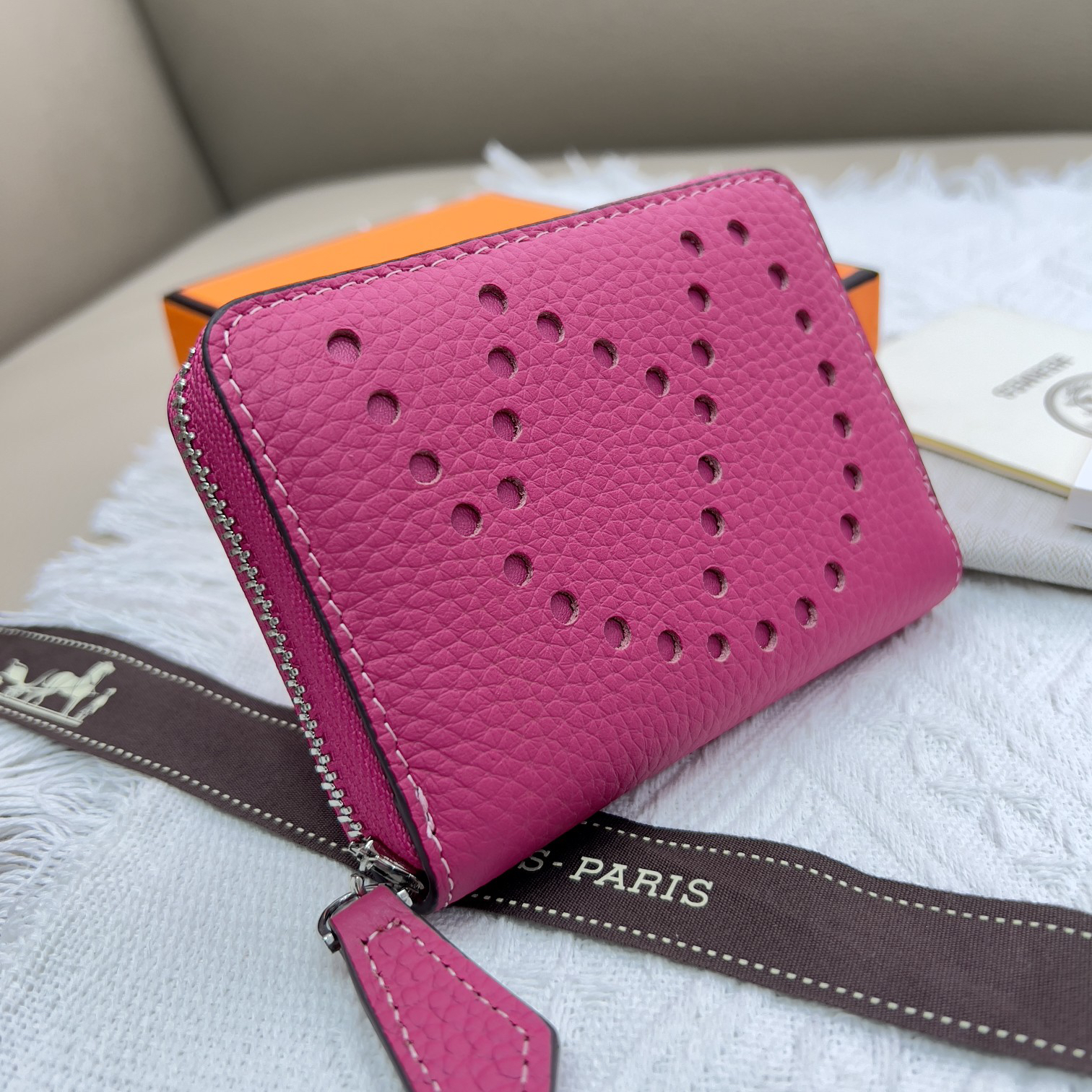 Hermès Constance Leather Wallet - Image 3
