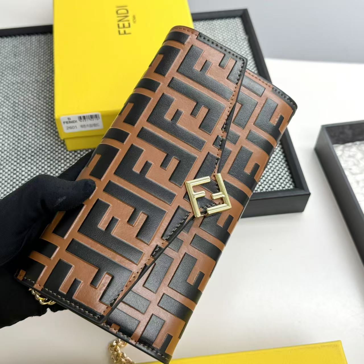 Fendi FF Diamonds Calfskin Crossbody Wallet - Image 3