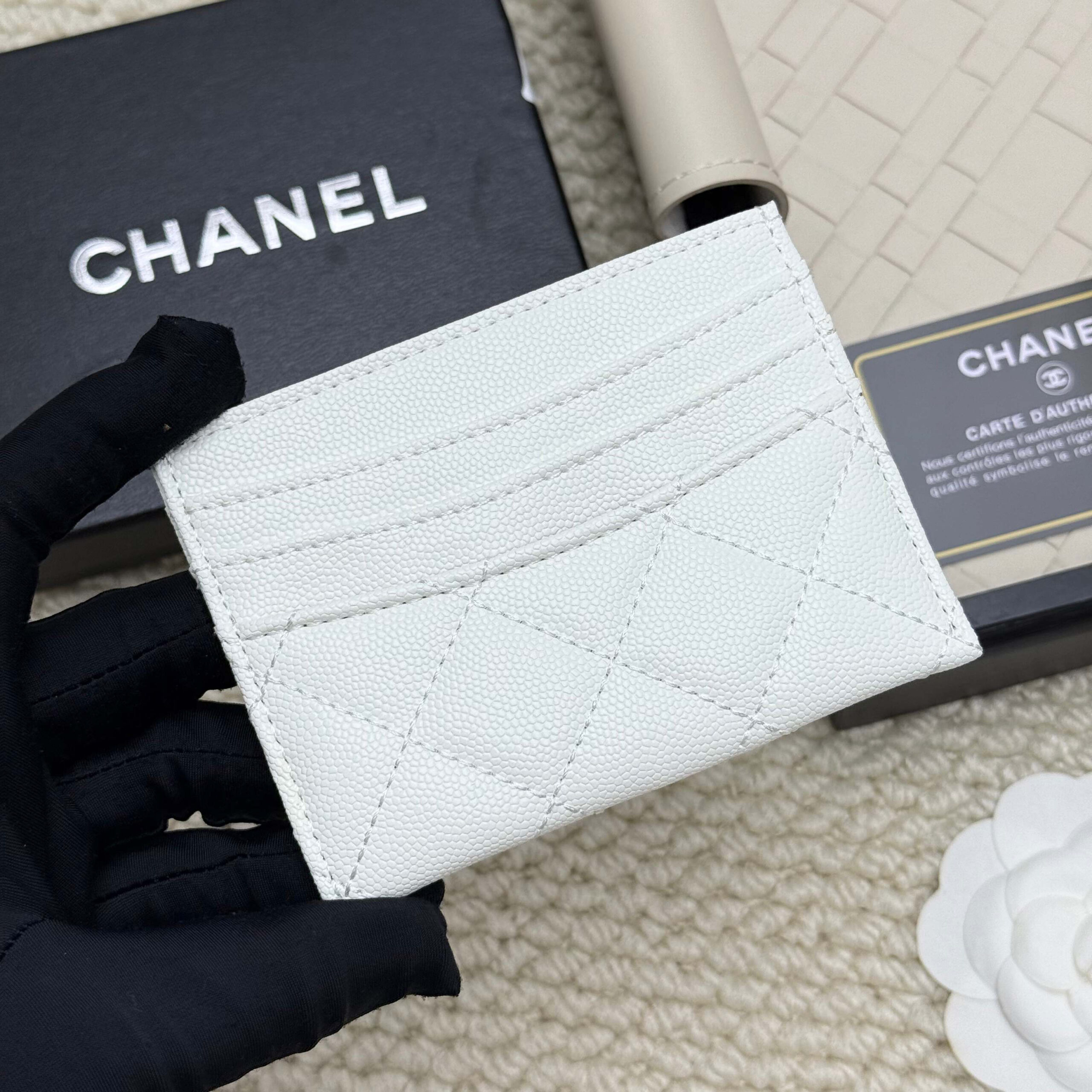 Chanel 2025 Lambskin Card Holder - Image 3