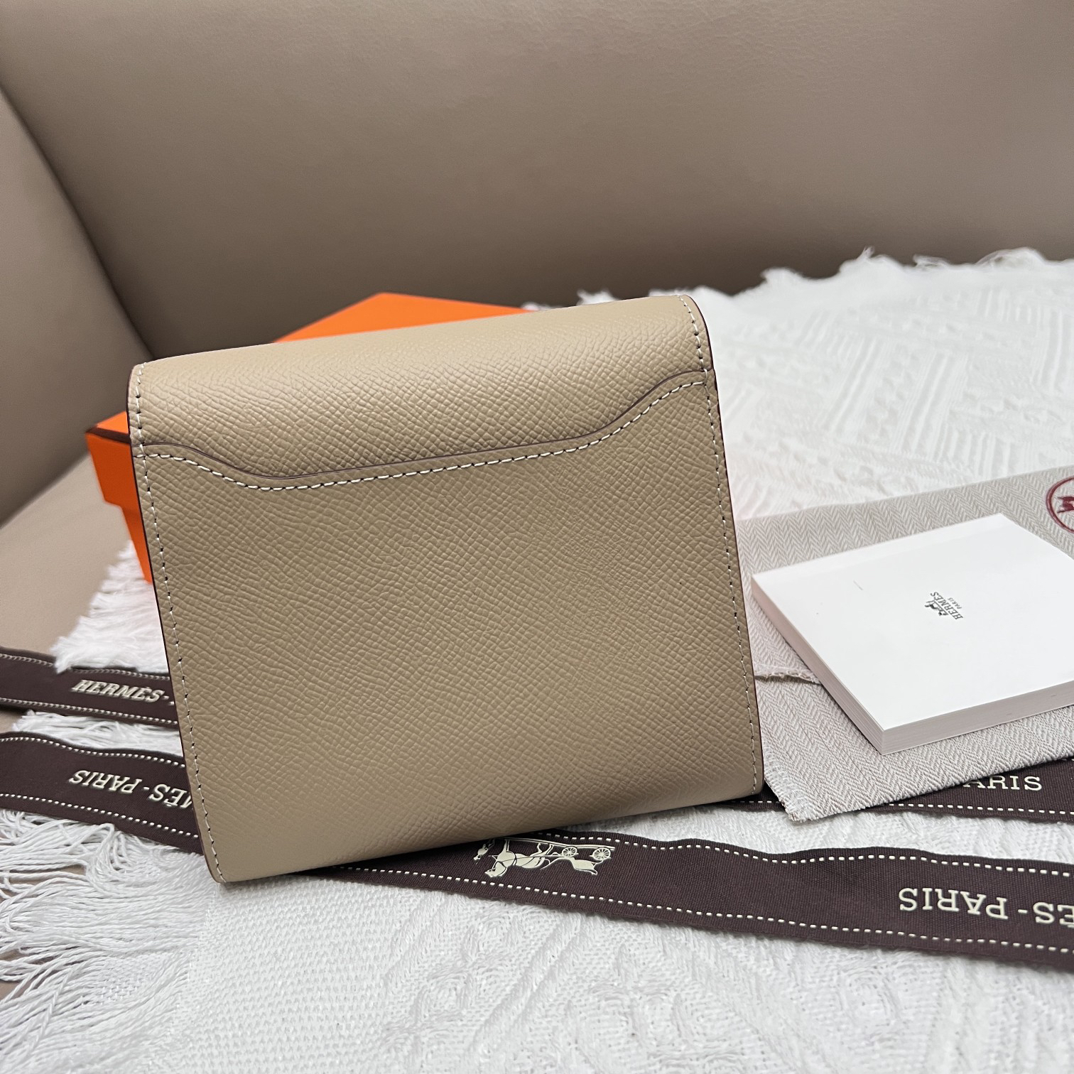 Hermès Constance 537 Palm-Grain Leather Shoulder Bag - Image 3