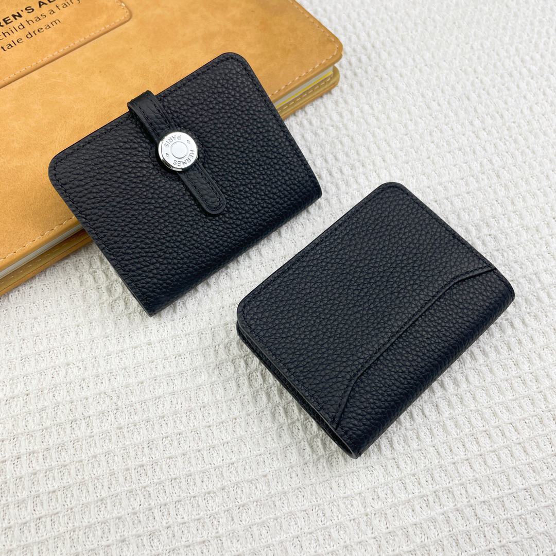 Hermès Togo Leather Card Holder - Image 3