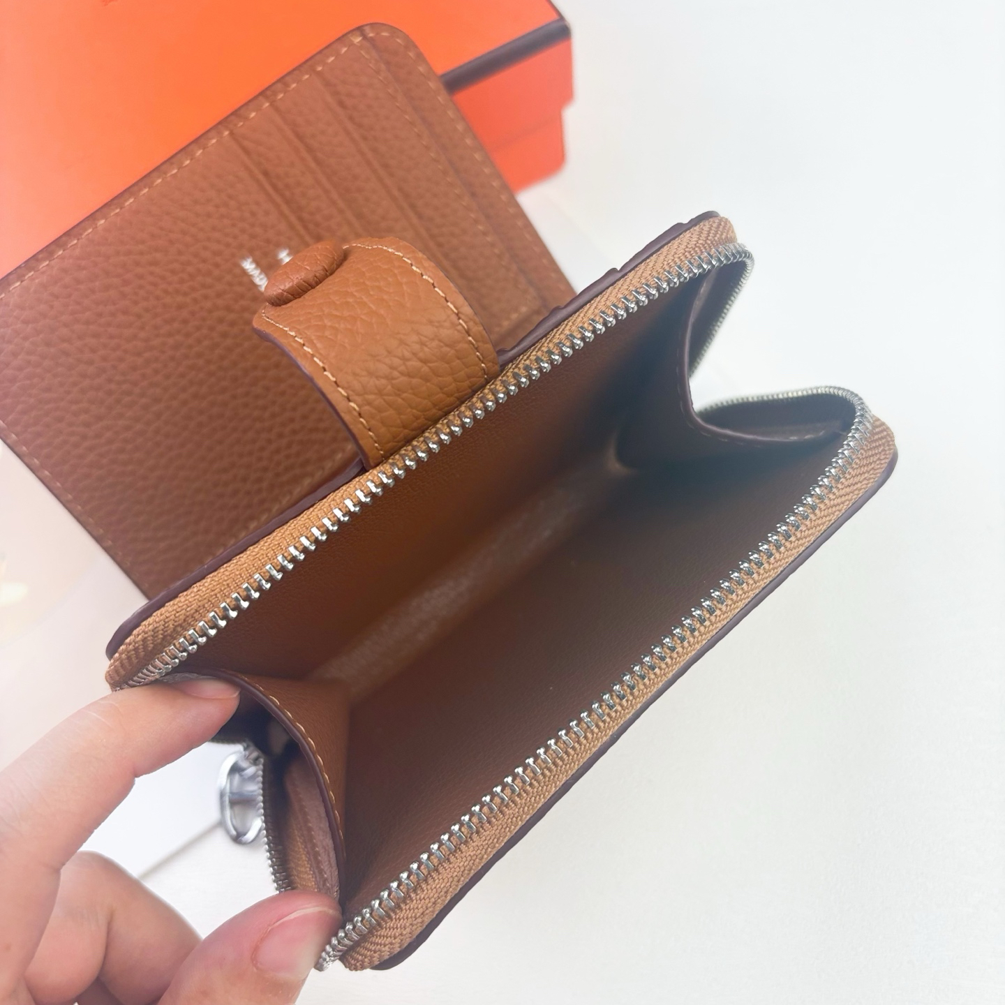 Hermès Silk'in Togo Leather Wallet - Image 3