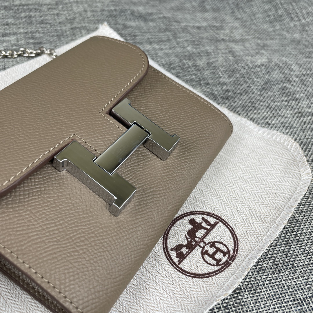 Hermes Constance Palm-Grain Leather Card Holder - Image 3