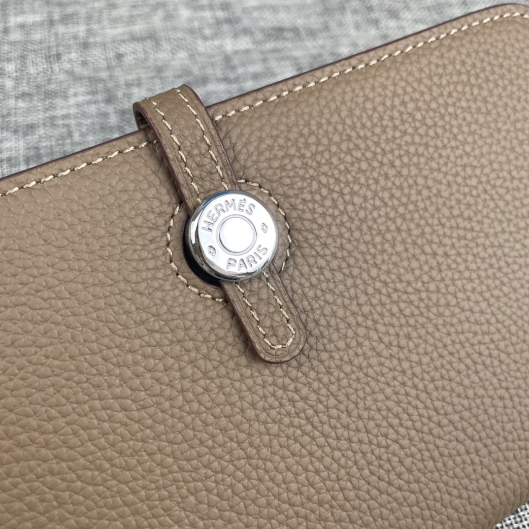Hermès Dogon Duo Detachable Wallet - Image 3