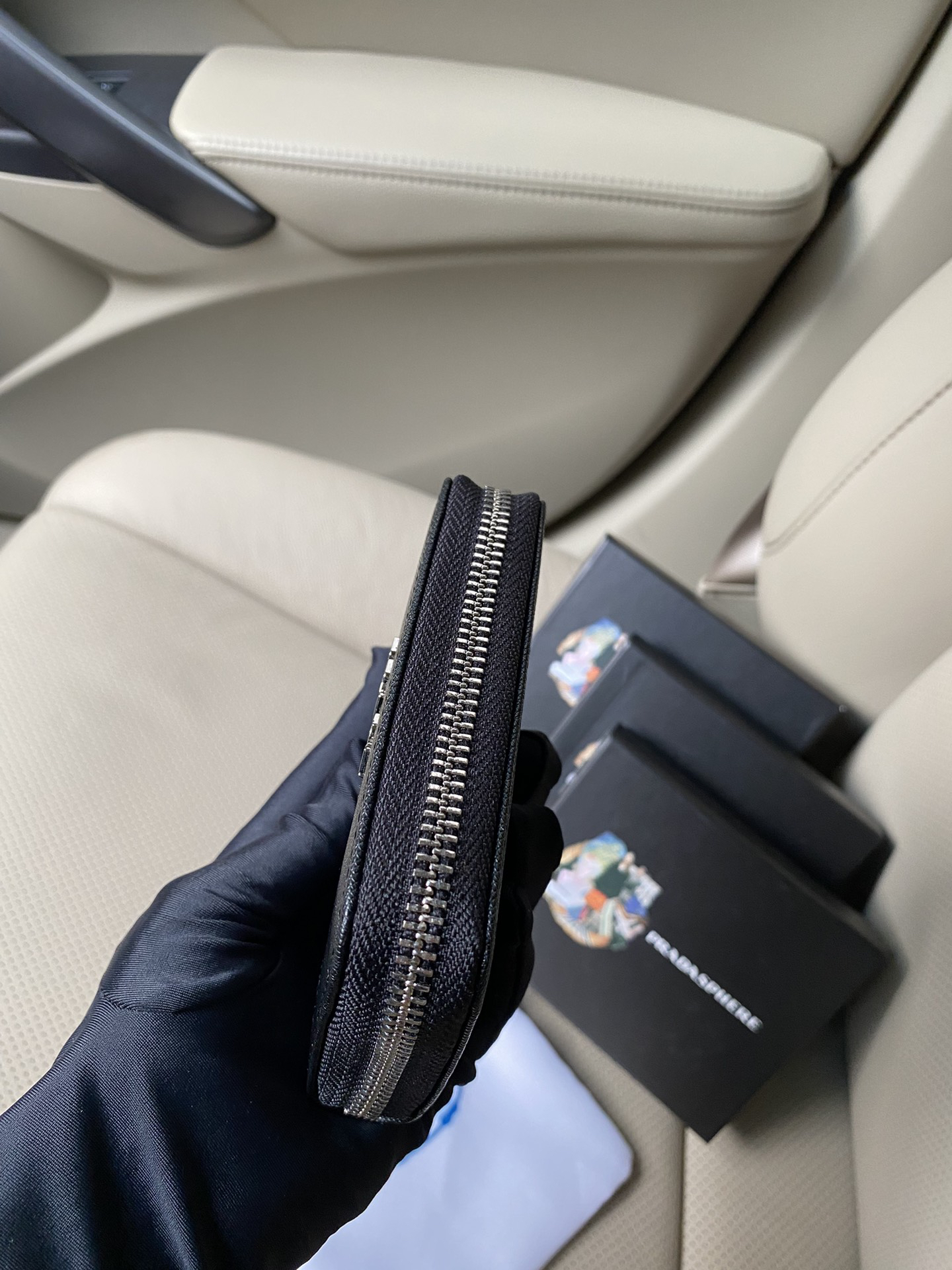 Prada 2MC553 Black Leather Card Holder - Image 3