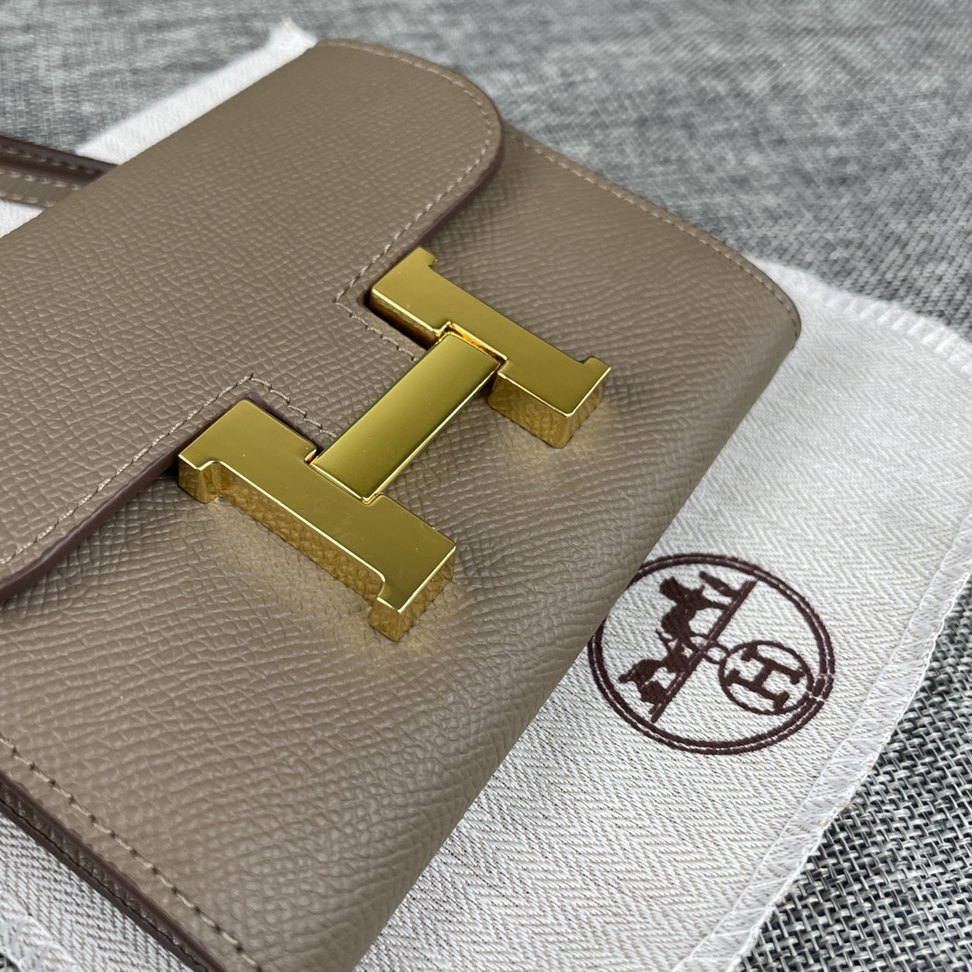 Hermès Constance Shoulder Bag - Image 3