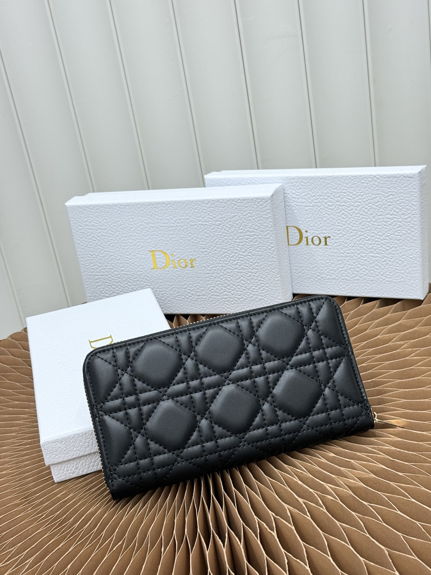 Dior Voyageur Slim Wallet in Blue Dior Oblique - Image 3