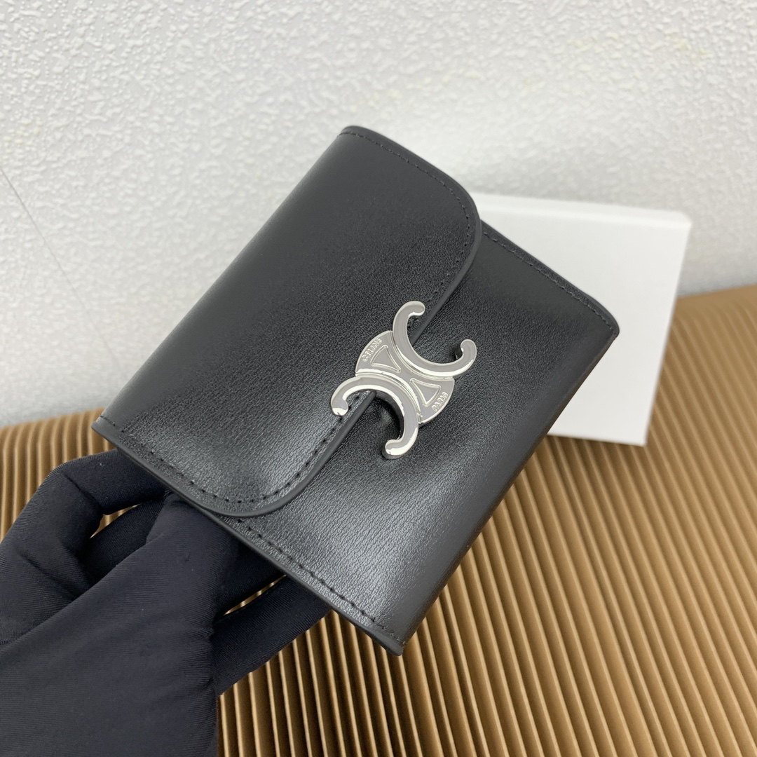 CELINE Small Triomphe Lambskin Flap Wallet - Image 3