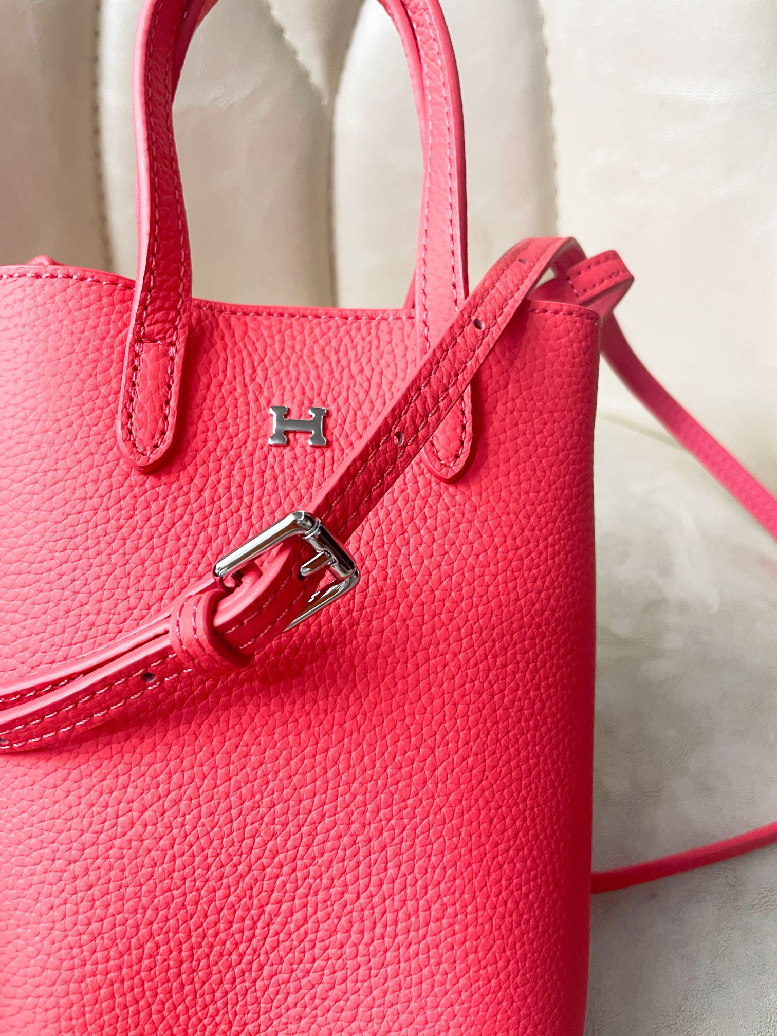 Hermès Leather Phone Bag - Image 3