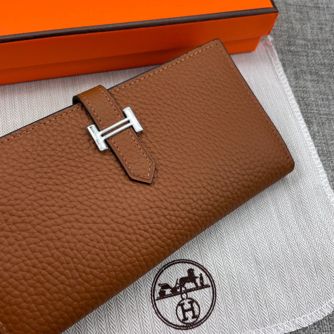 Hermes Women’s Leather Vertical Zip Wallet - Image 3