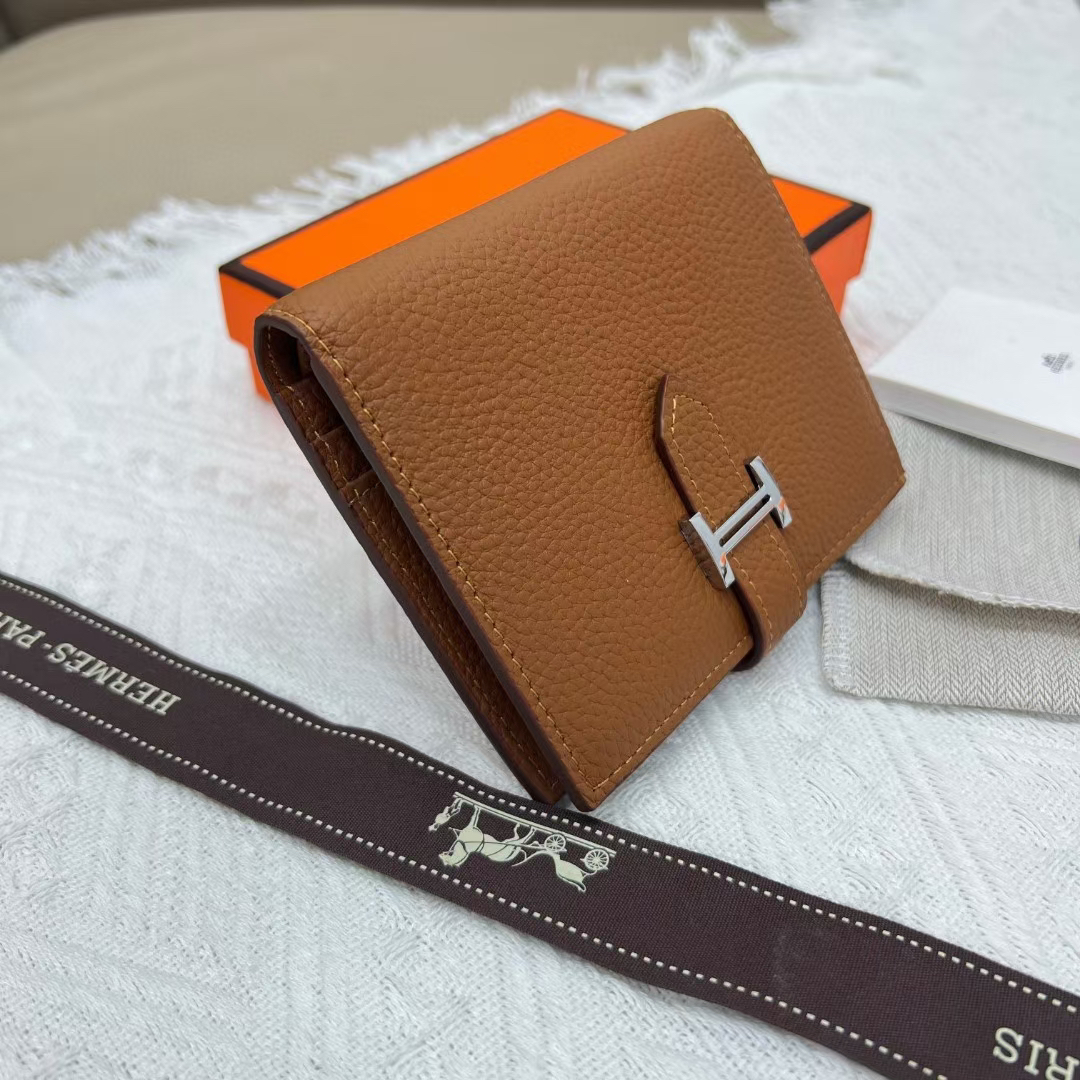 Hermès Constance Leather Shoulder Bag - Image 3