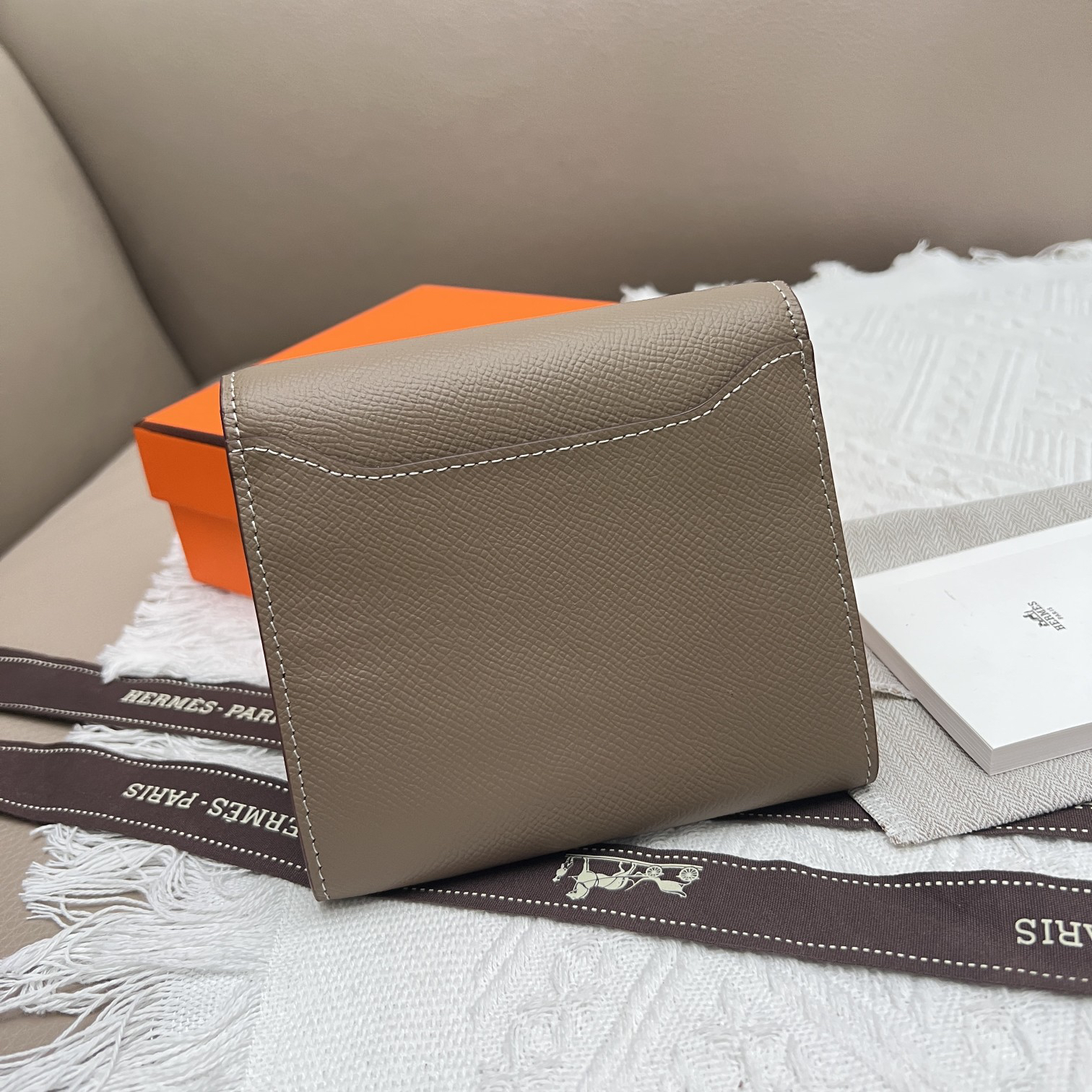 Hermes Constance 537 Textured Leather Shoulder Bag - Image 3