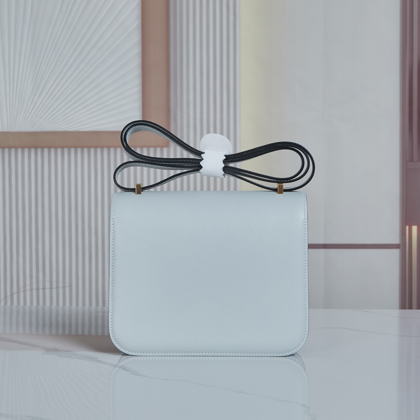 Hermès Constance Shoulder Crossbody Bag in Epsom Leather - Image 3