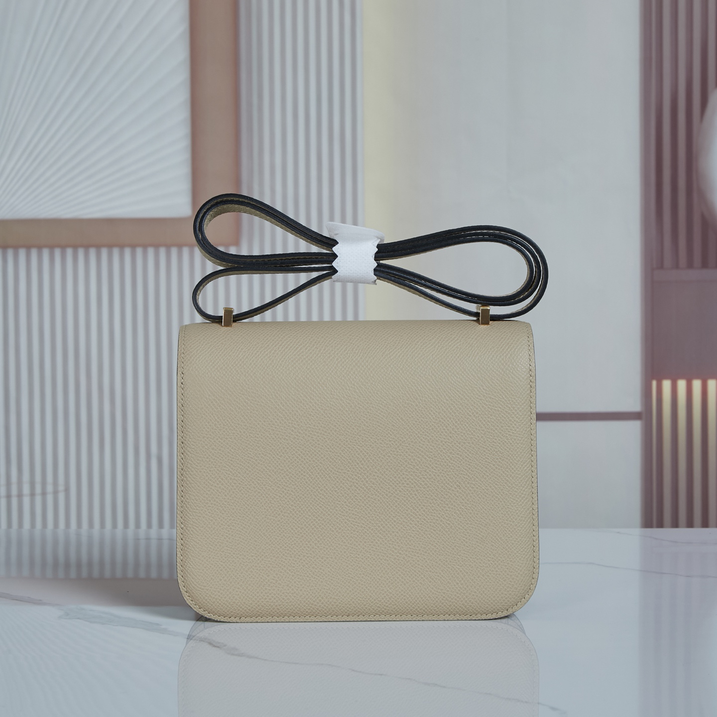 Hermès Constance Crossbody Bag in Epsom Leather - Image 3