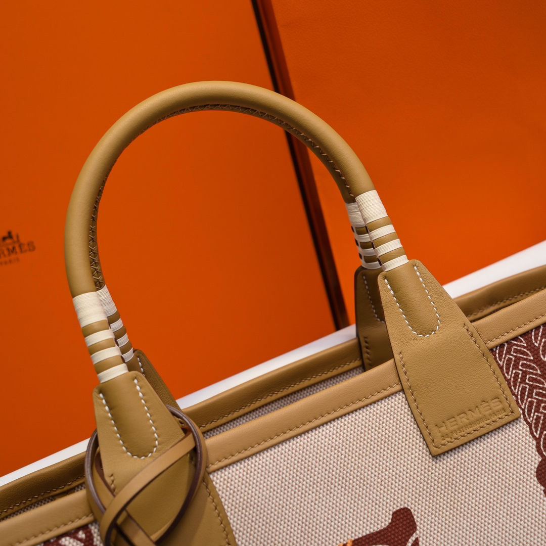 Hermes Steeple Tote Bag - Image 3