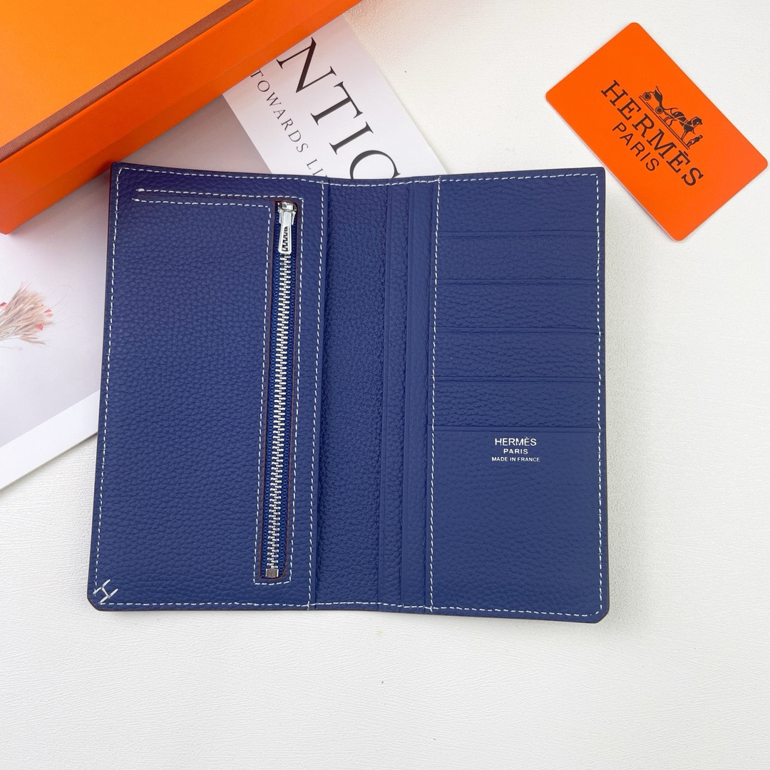 Hermes Evercolor Leather Long Wallet with Contrasting Horsebit Stitching - Image 3
