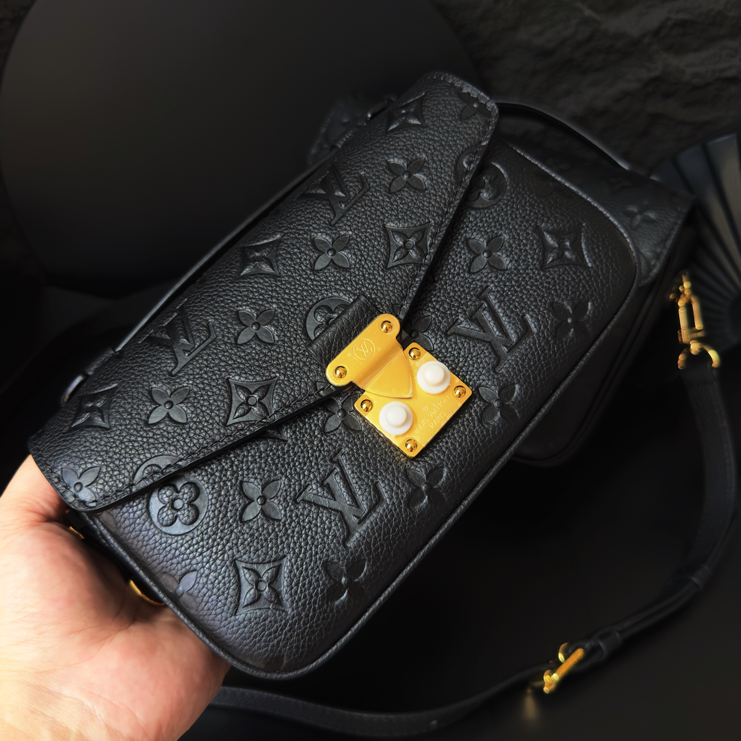 Pochette Metis East West Shoulder Bag in Black Cowhide Leather - Image 3