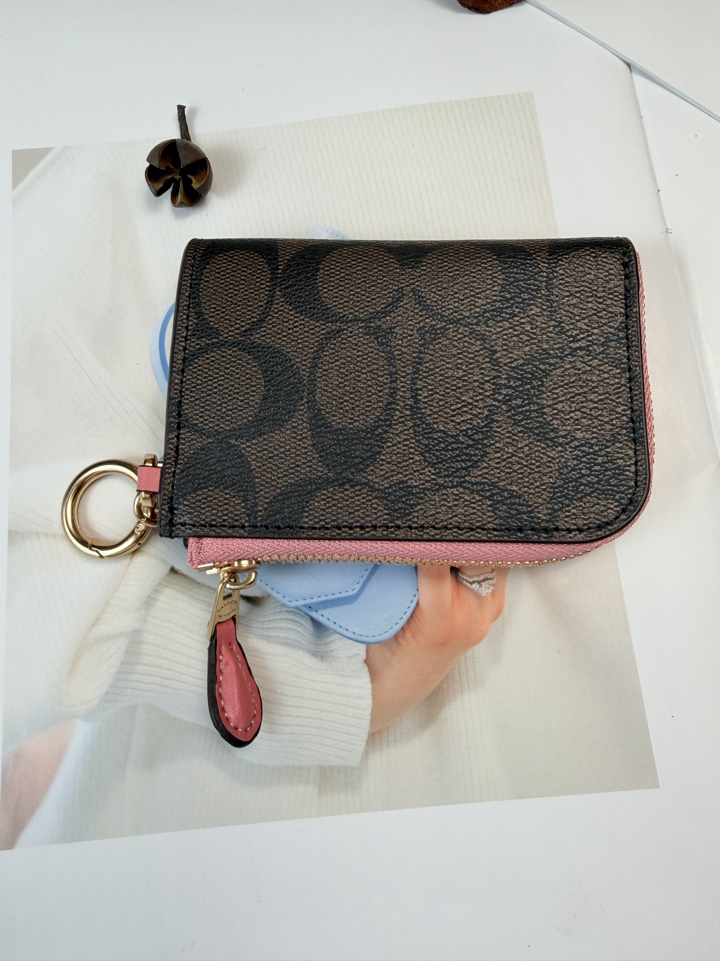 Coach Signature C8275 Coffee and Rose Leather Coin Purse - Image 3
