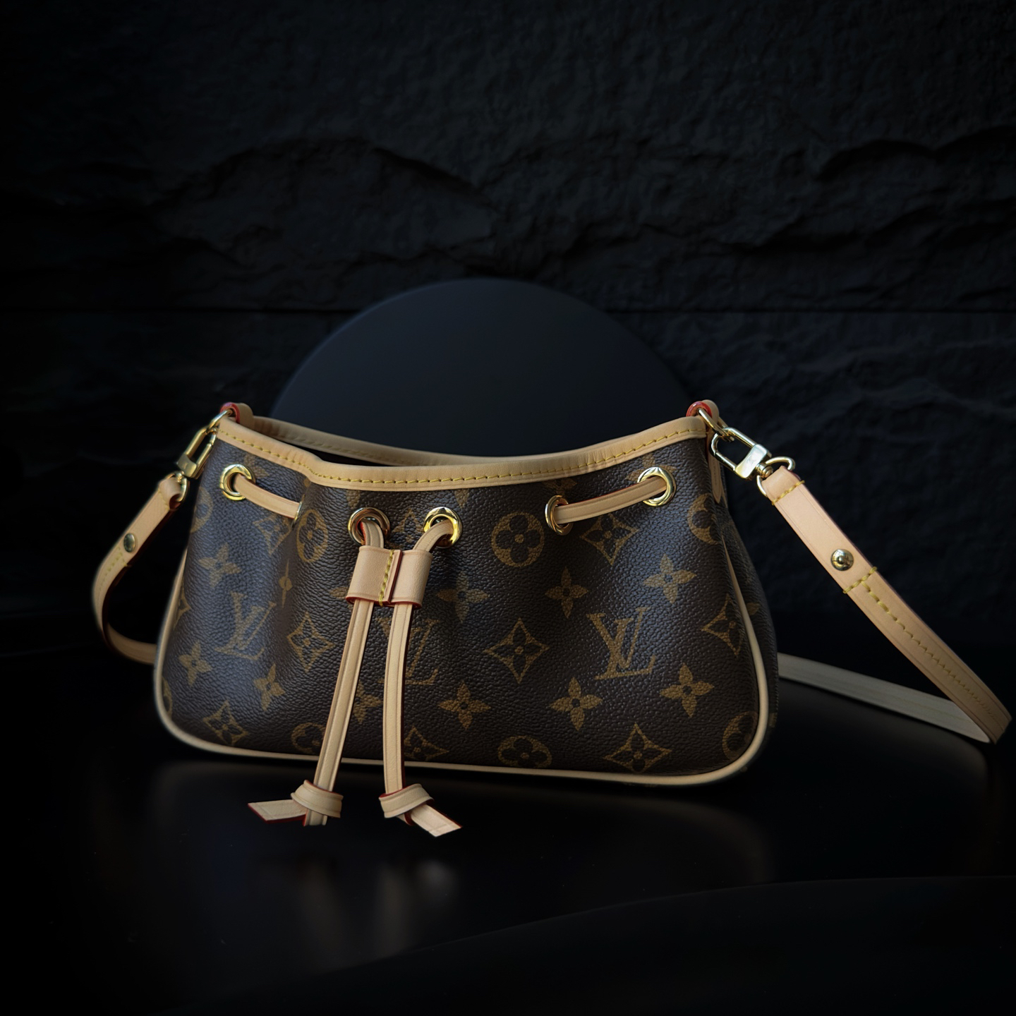 Nano Frivole M29537 Handbag - Image 3