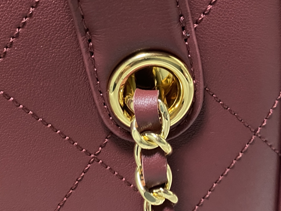 CHANEL Classic Large Shopping Tote Bag - Image 4