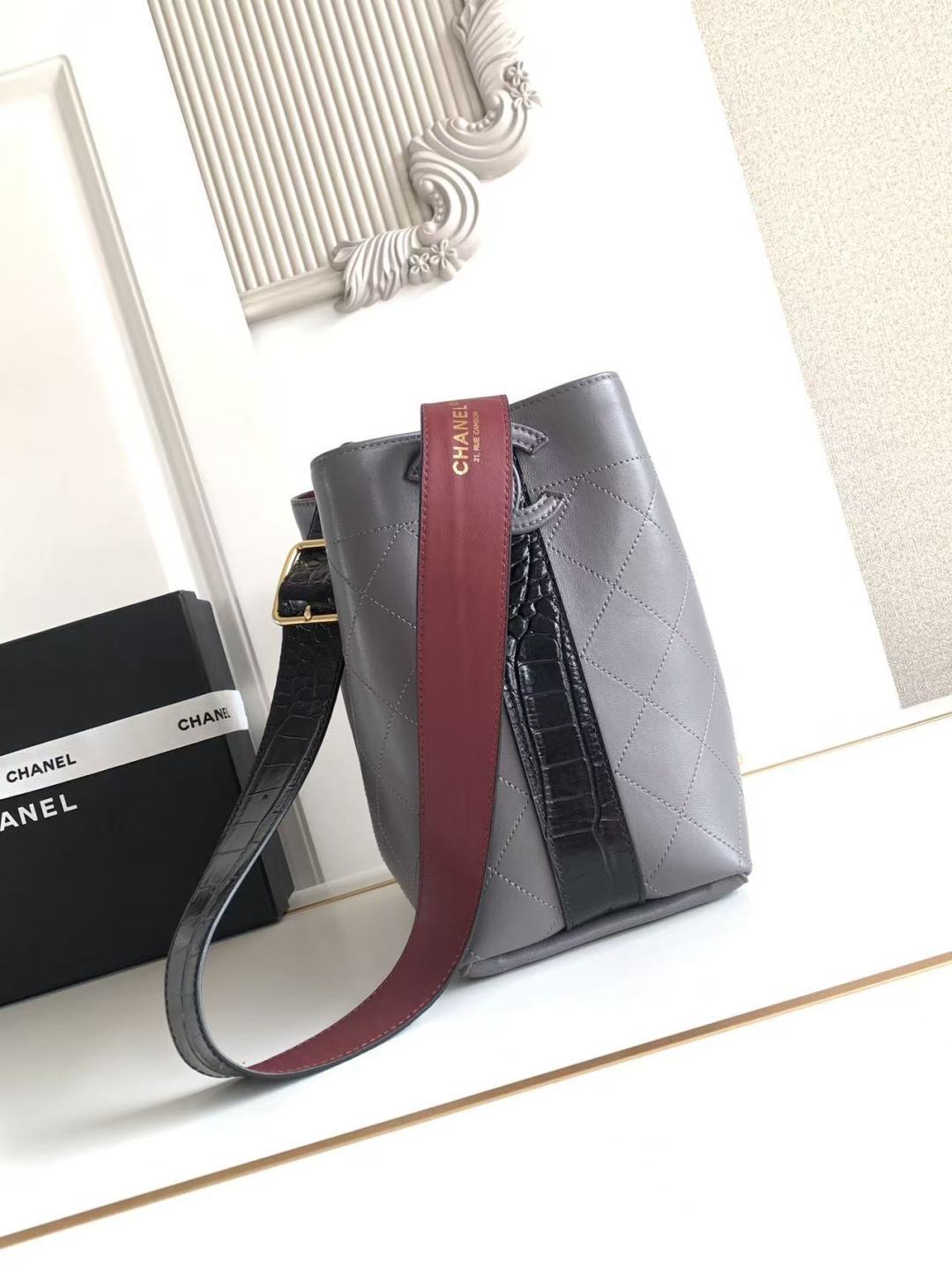 Chanel 26B AS6584 Large Bucket Bag - Image 4