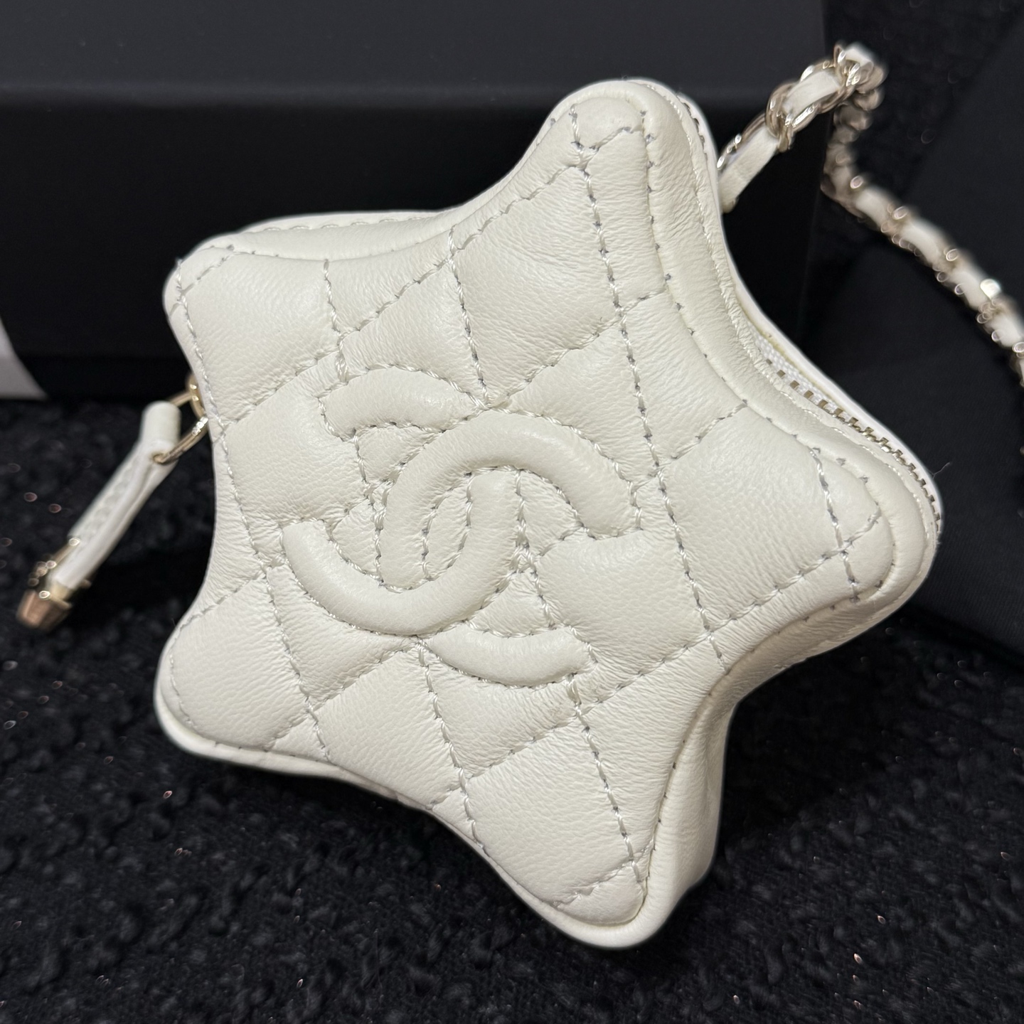 CHANEL 26C Star Coin Purse Charm - Image 4