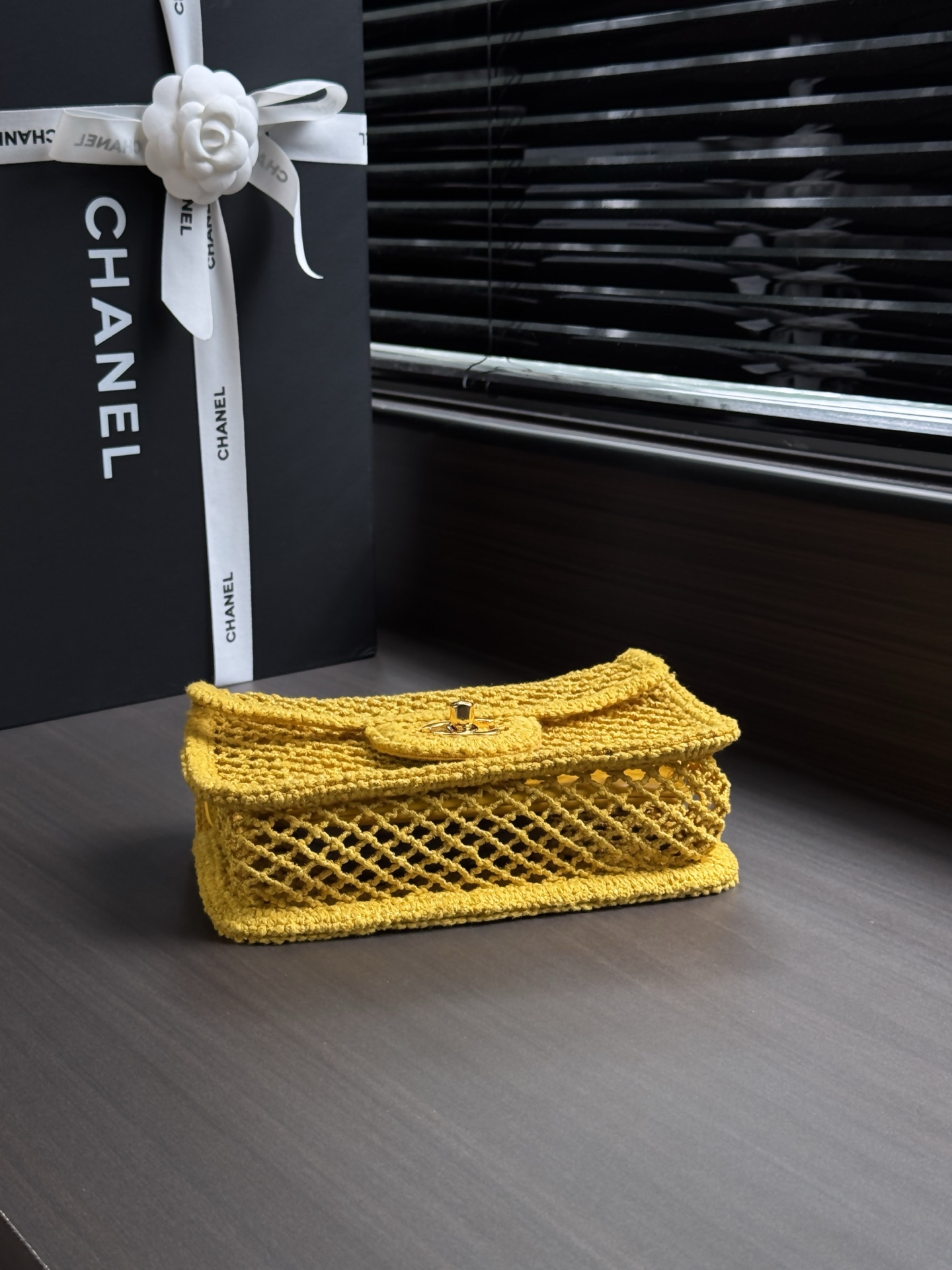 Chanel Woven Chain Bag AS6157 - Image 4