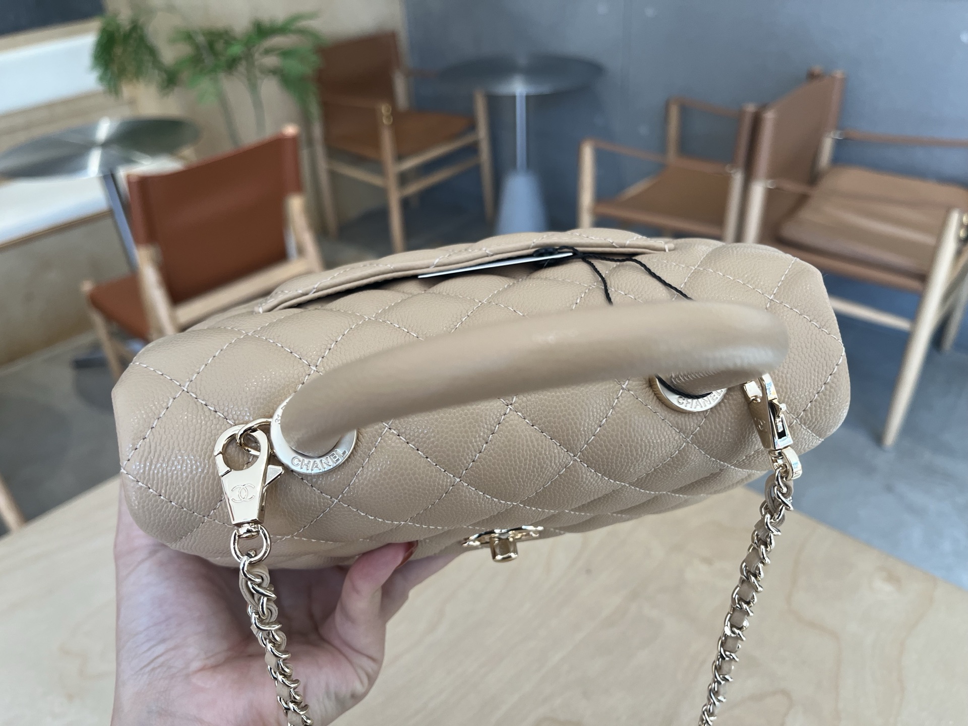 Chanel Coco Handle Calfskin Handbag - Image 4