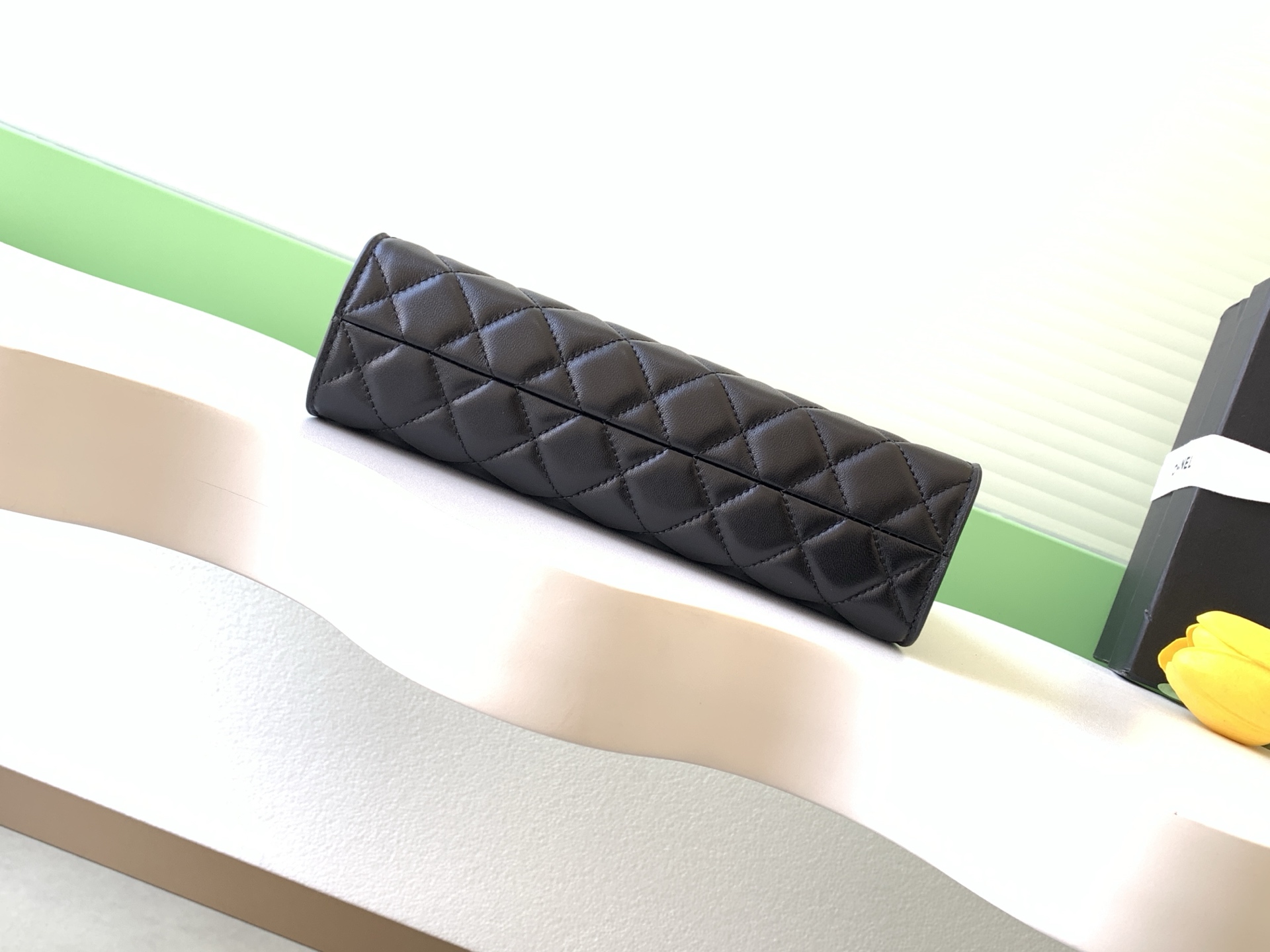 Chanel 26X Christmas Limited Quilted Lambskin Shoulder Bag - Image 4