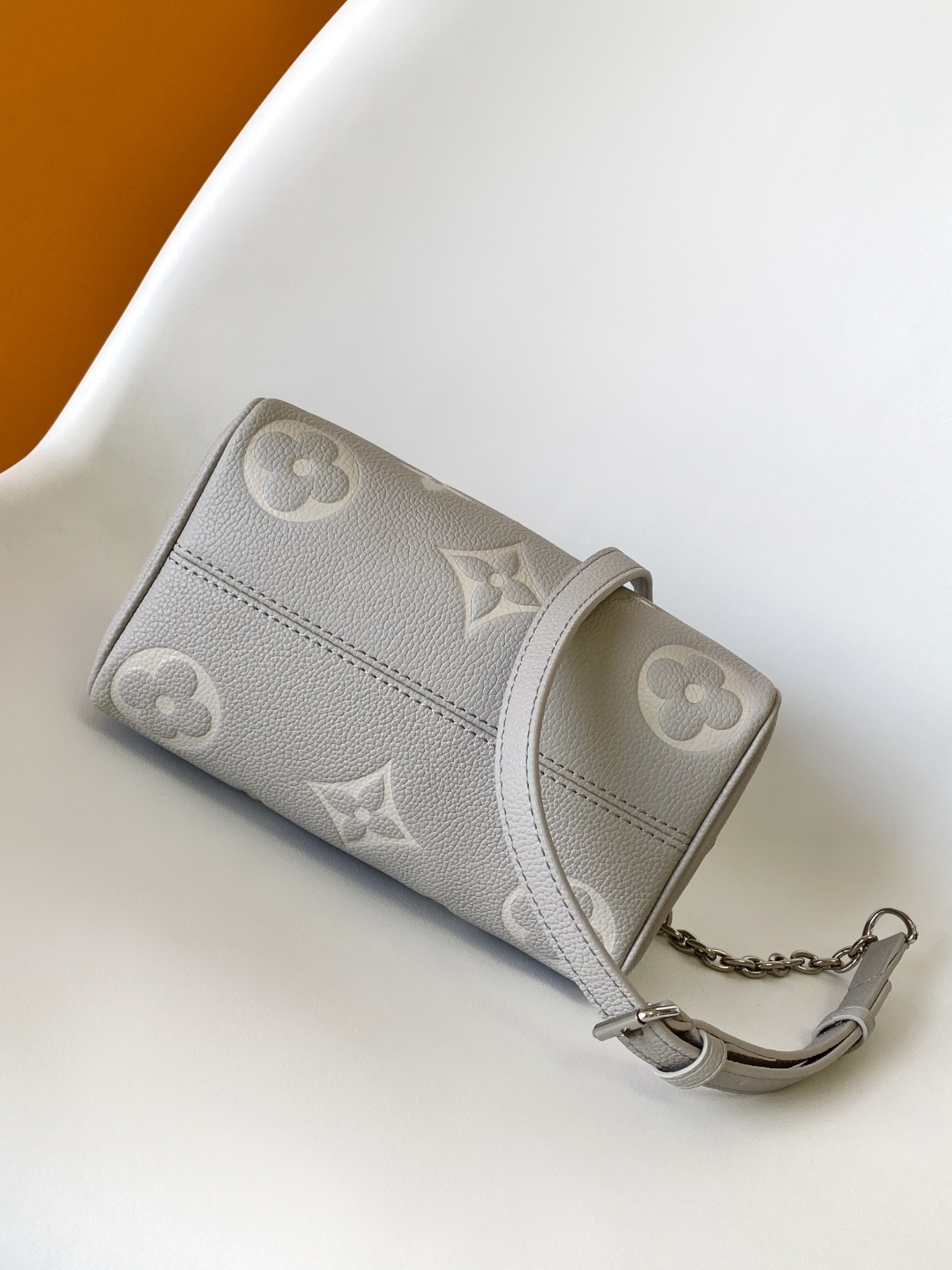 Louis Vuitton Sedy Bandouliere 20 Monogram Empreinte Leather Crossbody Bag - Image 4