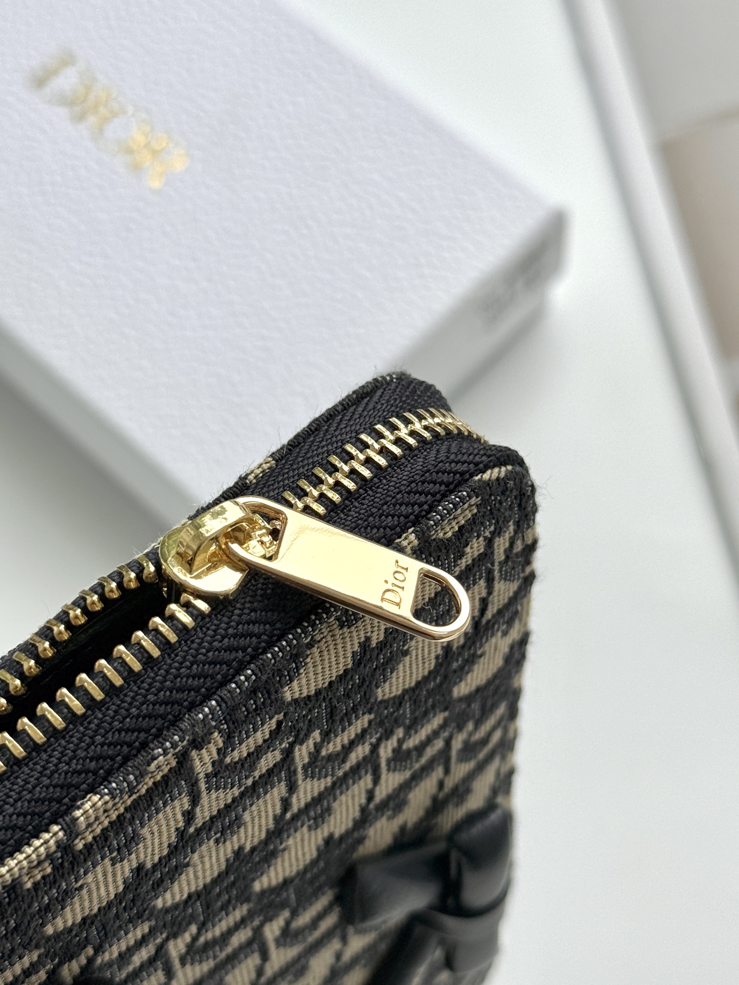 Dior Oblique Black Long Zip Wallet - Image 4