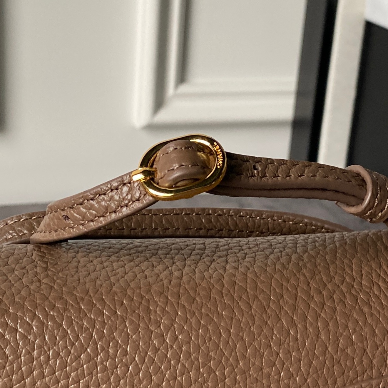 Chanel Mini Flap Shoulder Bag AS6573 - Image 4