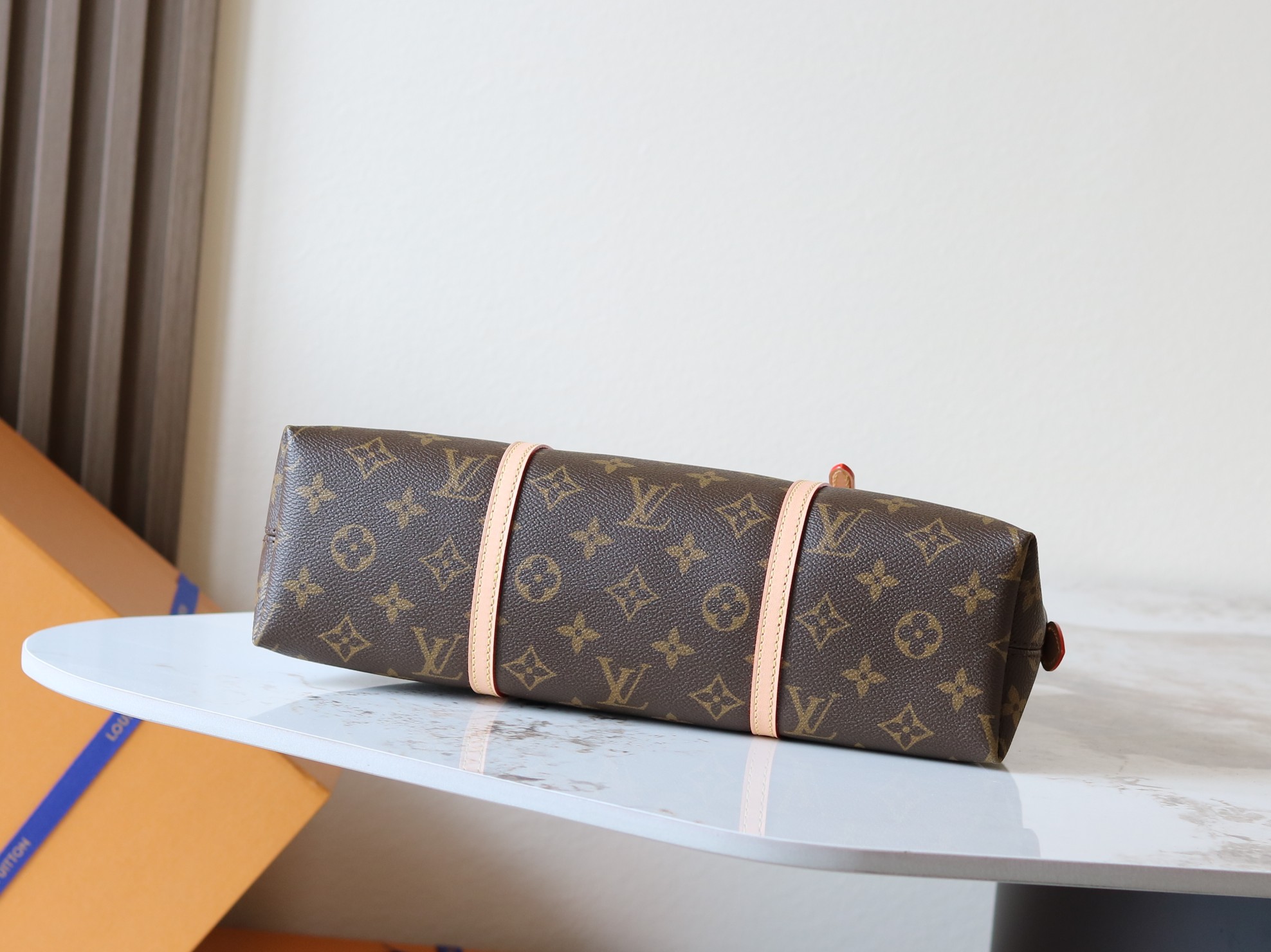 Squire Handbag in Monogram Canvas - Image 4