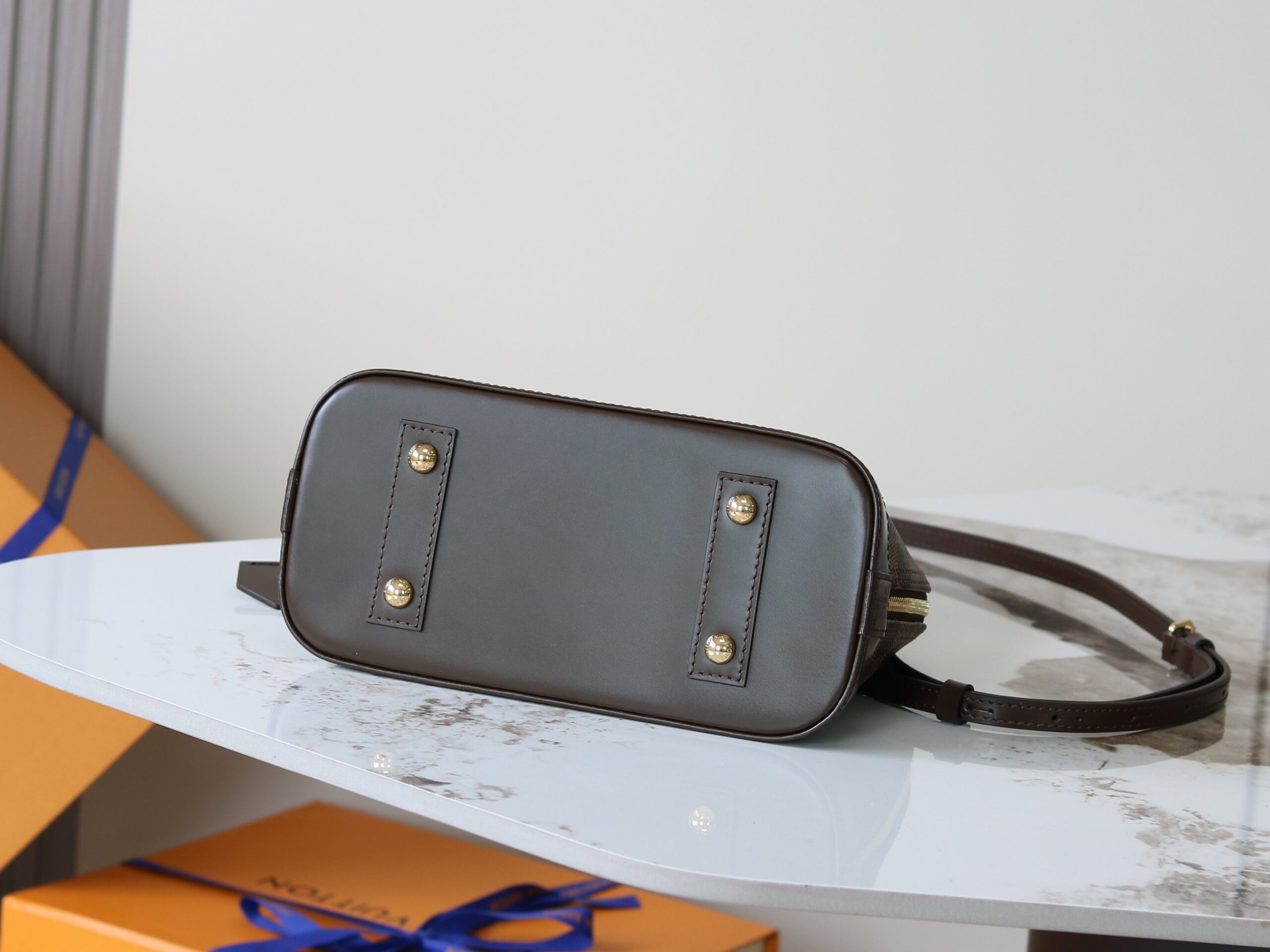 Louis Vuitton Alma BB Crossbody Bag in Damier Ebene Canvas - Image 4
