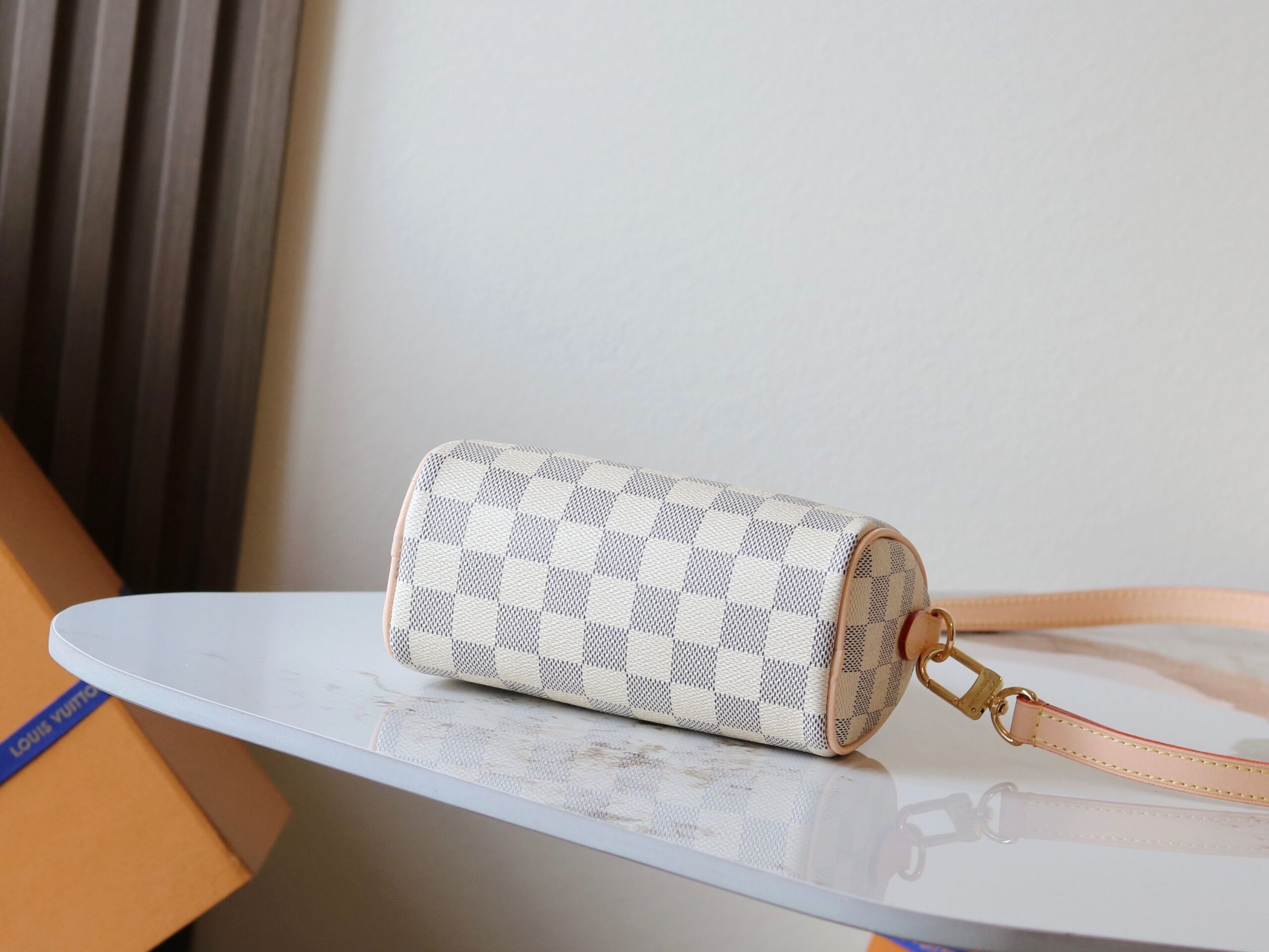Louis Vuitton Nano Speedy Handbag in Damier Azur Canvas - Image 4