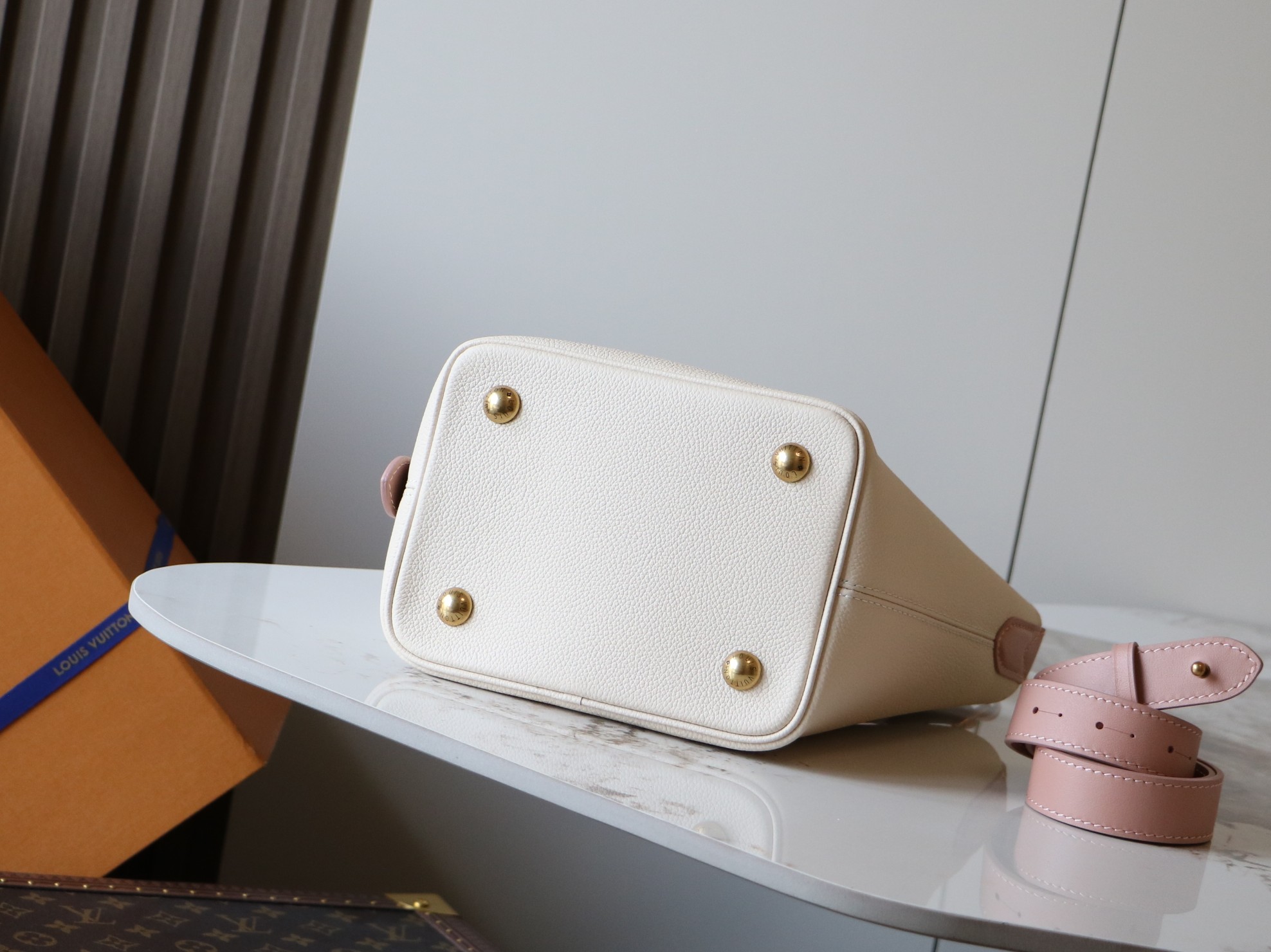 Louis Vuitton All In BB Handbag - Image 4