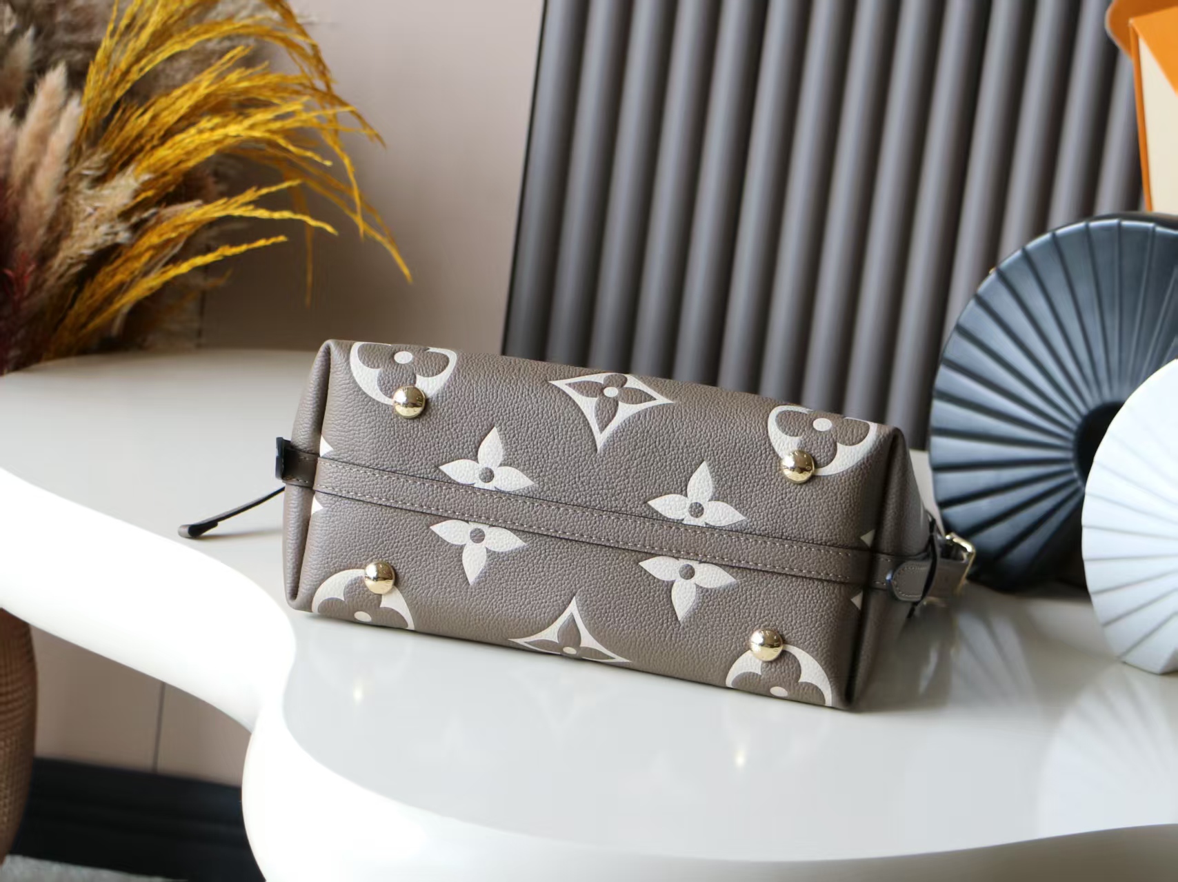 Louis Vuitton CarryAll Small Handbag in Monogram Empreinte Embossed Leather - Image 4