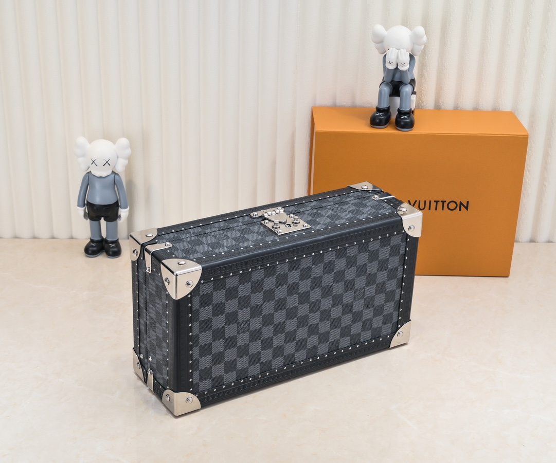 Louis Vuitton Monogram 8-Watch Storage Case - Image 4