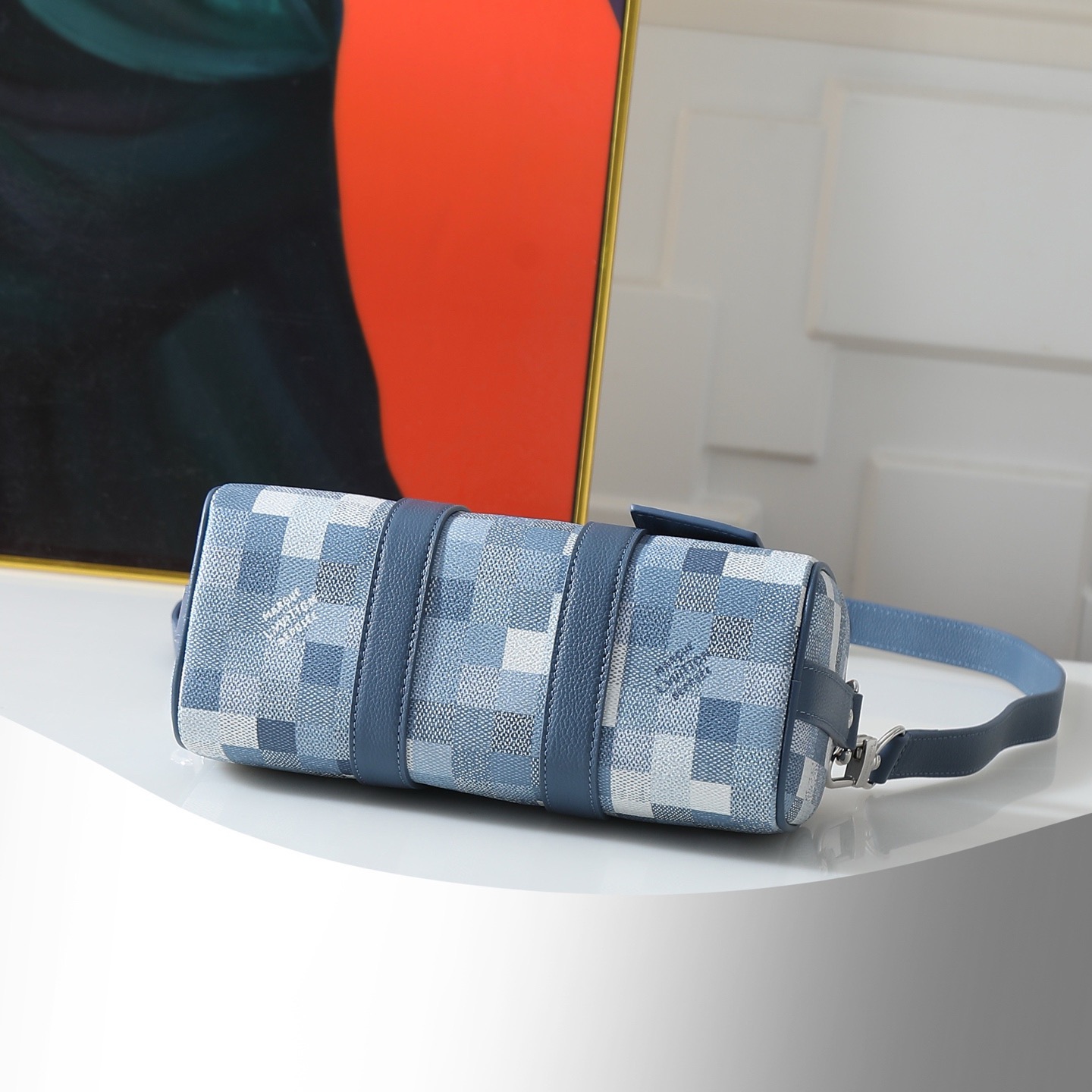 Louis Vuitton Keepall Bandoulière 25 Travel Bag - Image 4